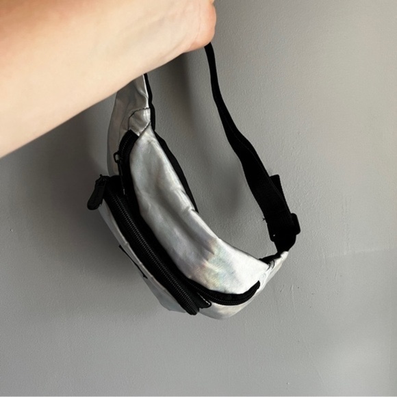 Booboo Bag Company Shimmering Iridescent Silver Kids Fanny Pack - Picture 4 of 6